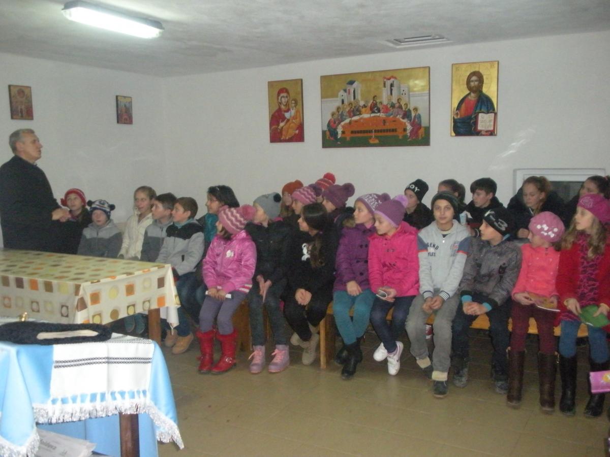 Ora catehetica urmata de pregatirea concertului de colinde - Decembrie 2015